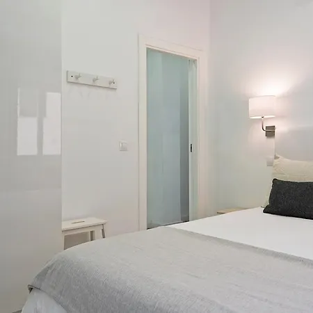 Luxury Apartment Picasso By Nagoa Homes Malaga Exterior photo