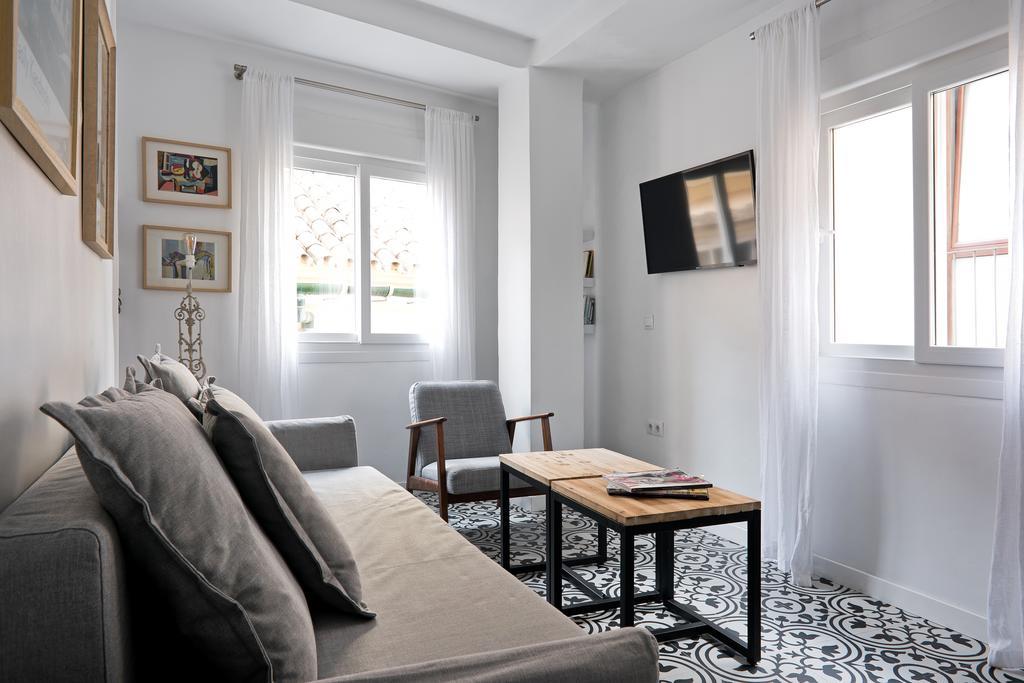 Luxury Picasso By Nagoa Homes Apartment *